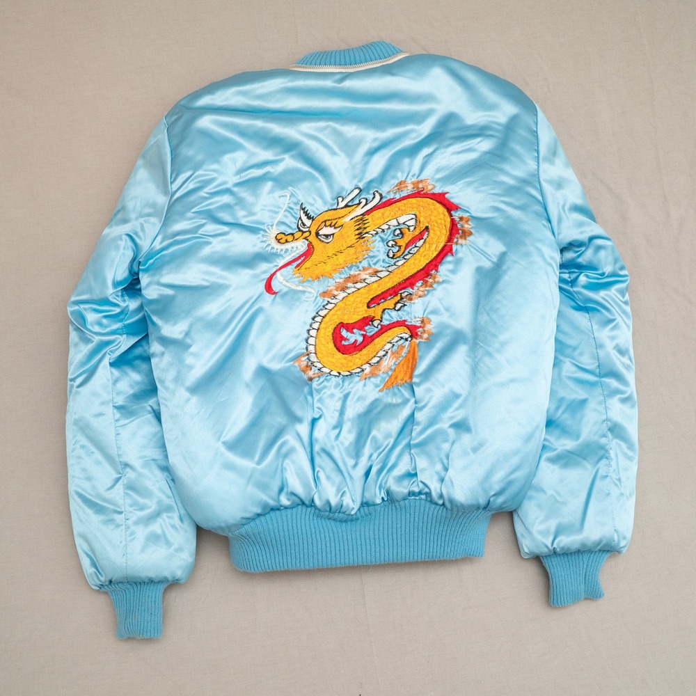 Vintage 70s Souvenir Jacket Sukajan Dragon Embroidered Jacket Babe Powder Blue
